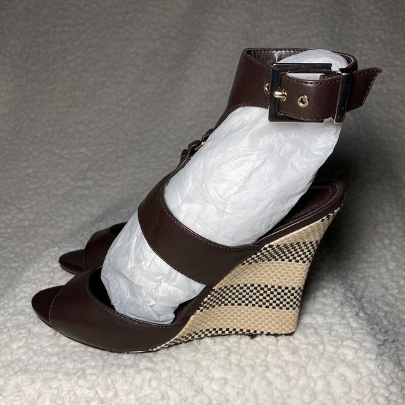 White House Black Market Shoes - WHBM Coffee Bean Alianna Up Ankle Wedge Size 9